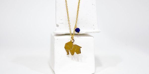 elephant necklace gold