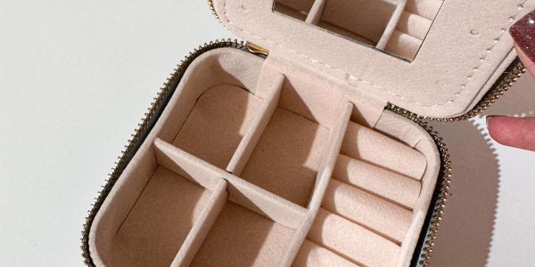 jewelry box pearl gray