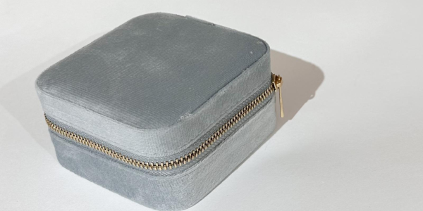 jewelry box pearl gray