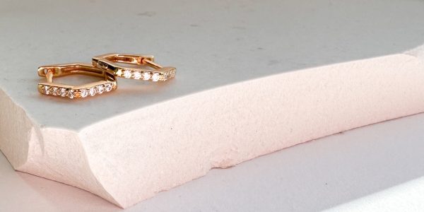 hexa earrings gold